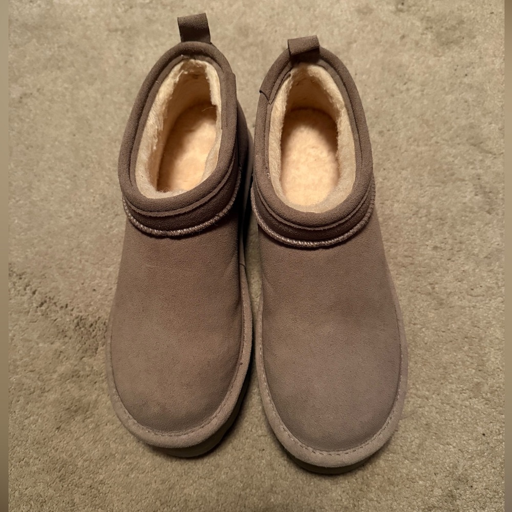 BearPaw Retro Super Shorty
